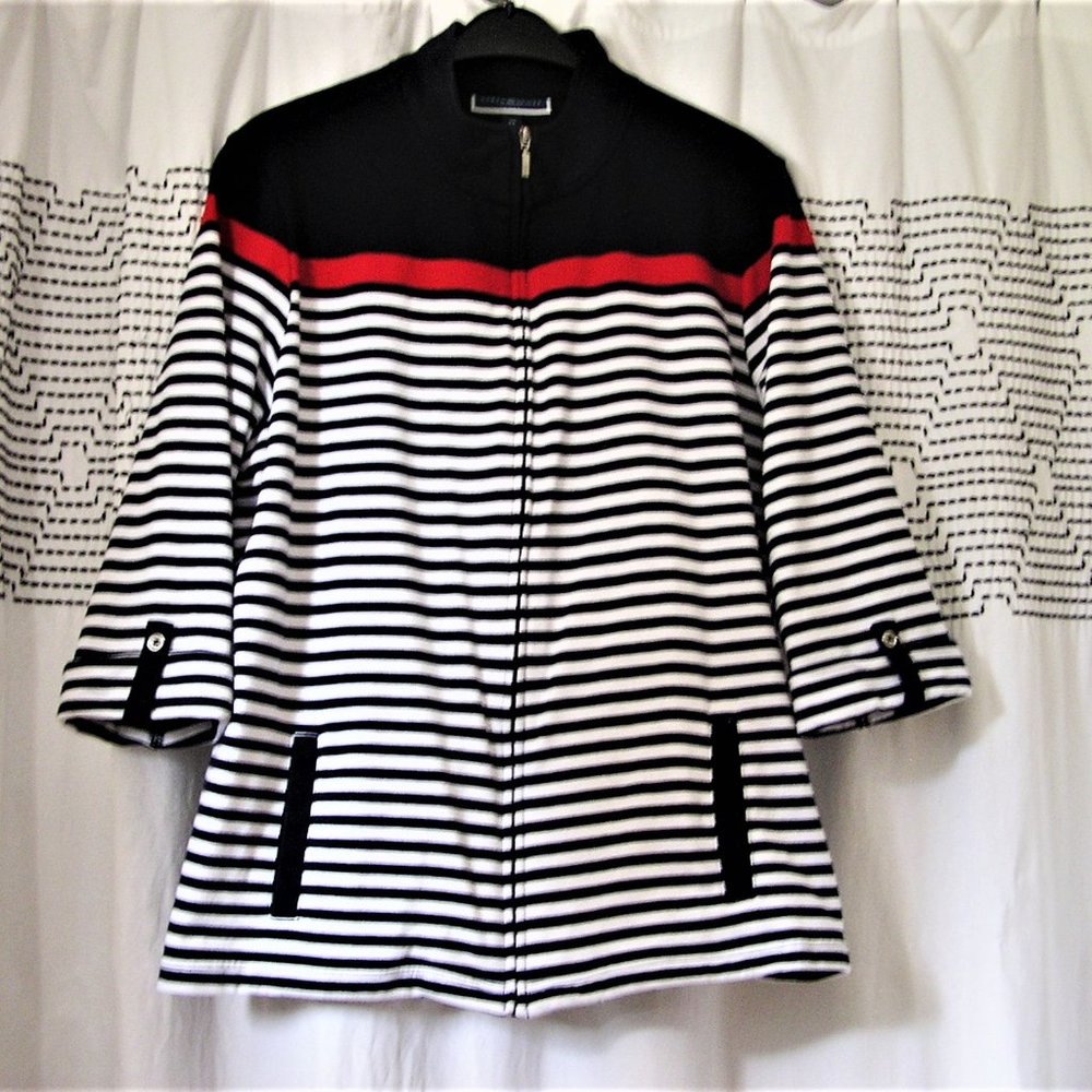 Karen Scott Women 2 Pc. Jacket and Top blue/white stripes, 2 pockets mock-neck 2